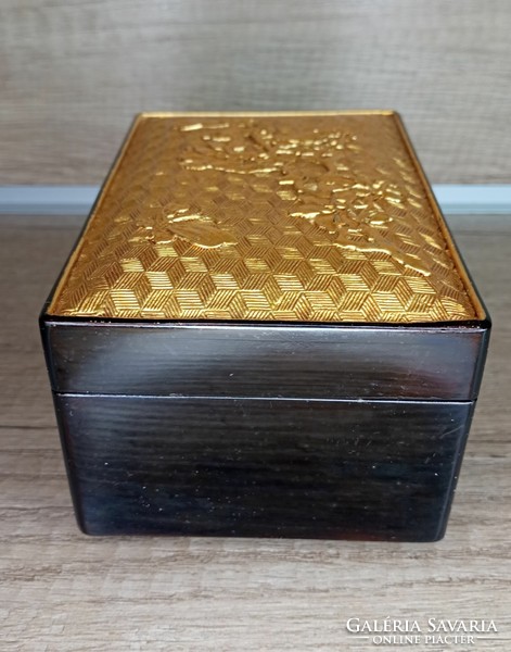 Japanese antique carved gilded lacquer box