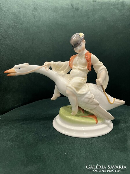 Herend Goose Matyi porcelain figurine 20/26cm. Immaculate condition!