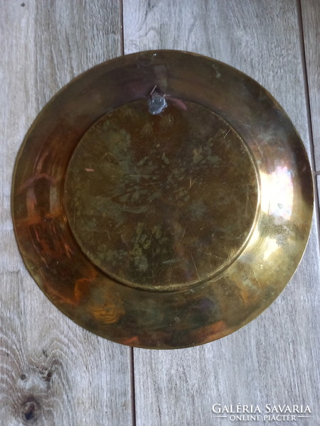Érdekes régi arab réz fali tányér (24,8 cm)