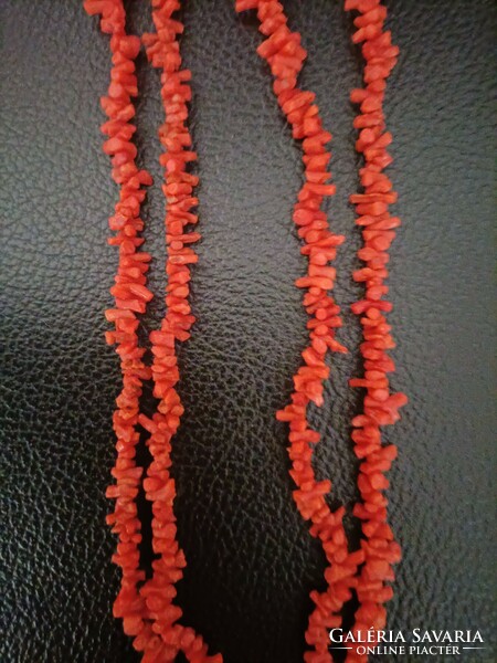 Old double row coral chain with gold clasp