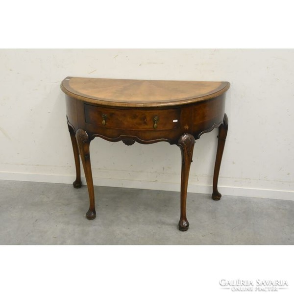 English console table