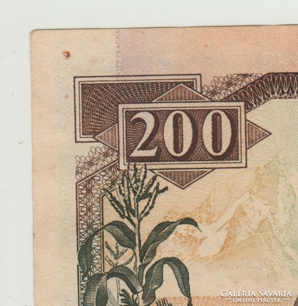 KENYA 200 SHILLING 1992