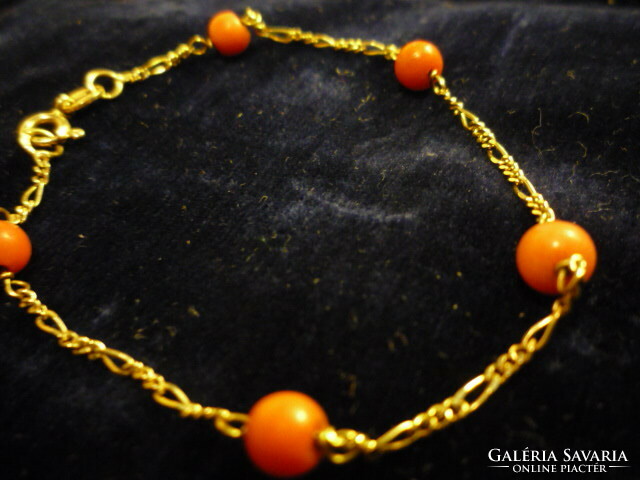 Gold bracelet with coral beads 2108 17
