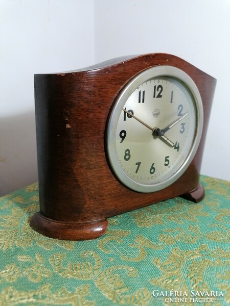 Mom alarm clock, wooden case