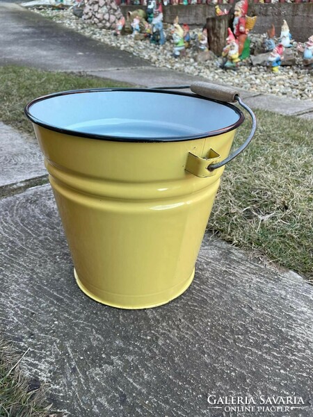 Peaceful very good condition cccp enamel bucket pail heirloom antique nostalgia