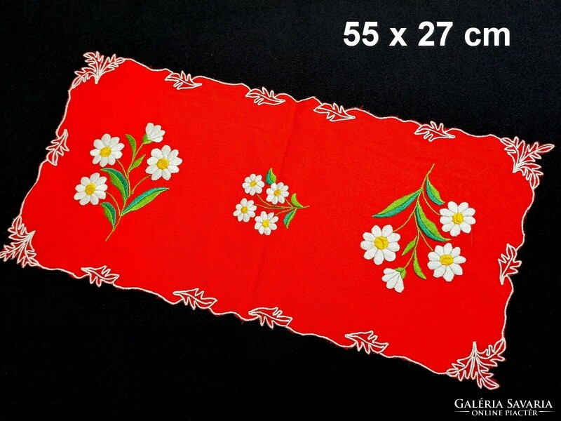5 db margaréta virág mintával hímzett futó és terítők méretek a képeken