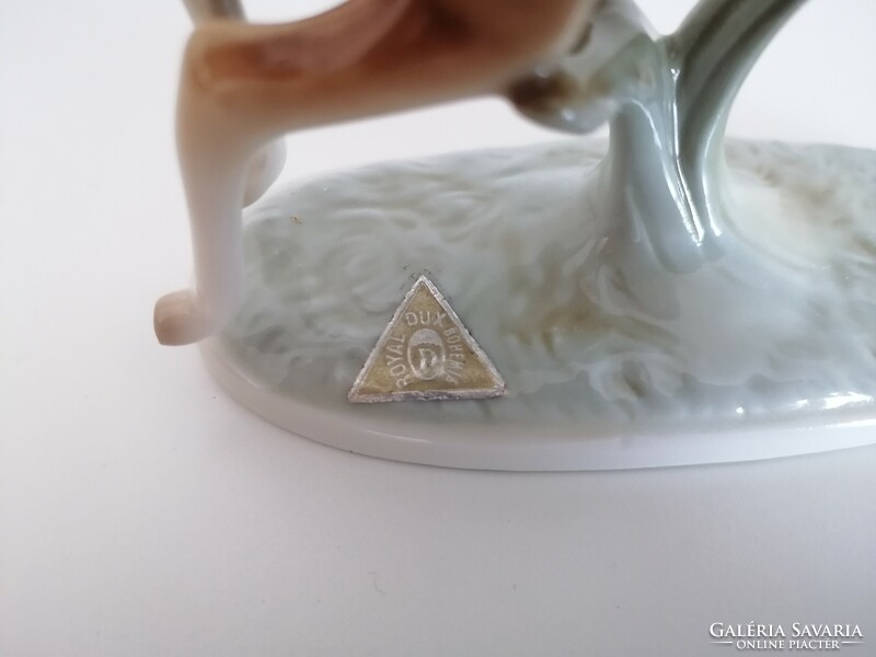 Royal Dux szarvas, porcelán figura