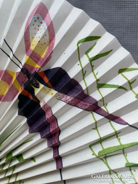 Összecsukható kis kínai papír legyező szép mintákkal