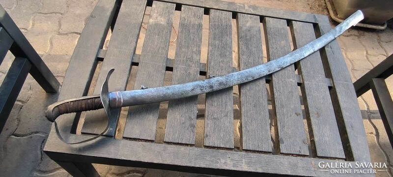 19. Early Szd hussar sword
