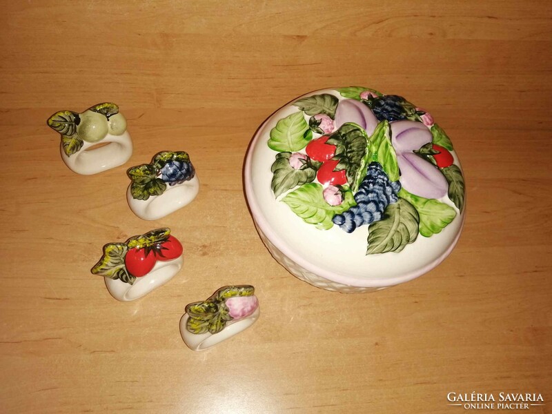 Very nice fruit-patterned serving tray with 4 napkin holders (ap)