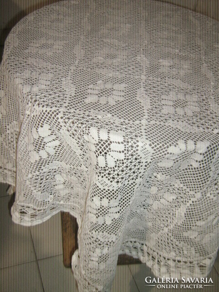 Wonderful elegant floral lace tablecloth