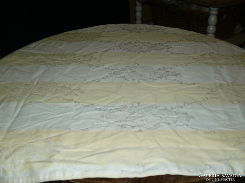 Toledo pattern antique damask pillowcase