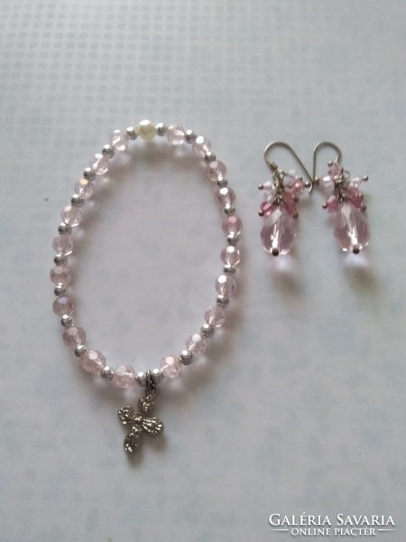 Nice showy earrings + bracelet