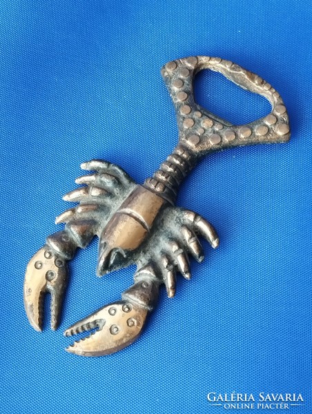 Copper or bronze crab-shaping cutter