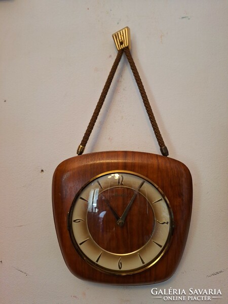 Midcentury electric kienzle electromagnetically controlled battery mechanical wall clock! Today it is very rare