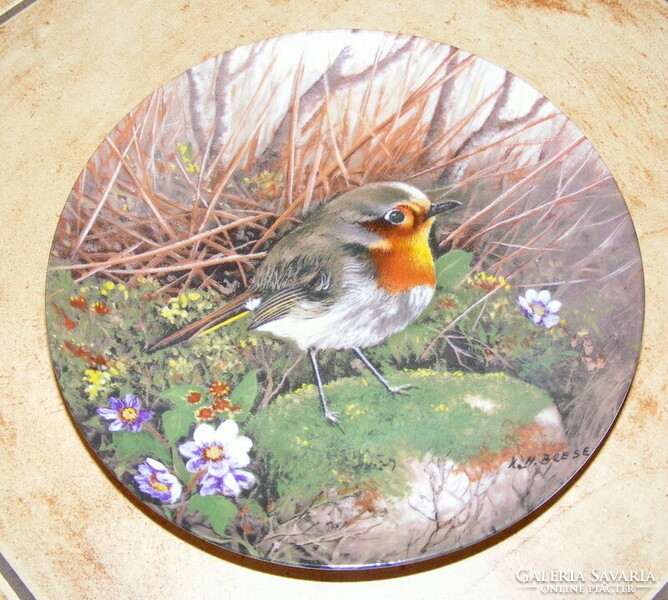 Bird porcelain wall plate