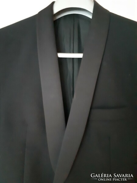 Black men's tuxedo top, English fabric and style, size L