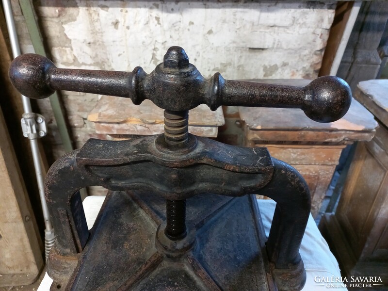 Antique book press