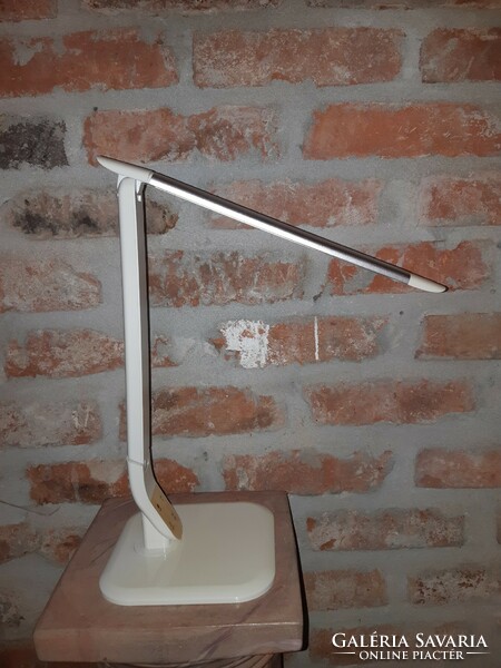 Esto move table lamp