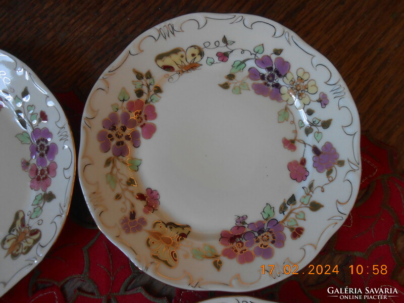 Zsolnay butterfly cake, sandwich plate