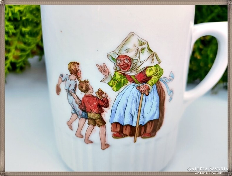 Zsolnay porcelain, Jancsi and Juliska fairy tale pattern skirted mug