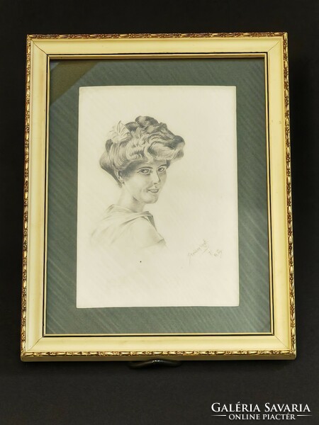 1910-ben készült női portré.