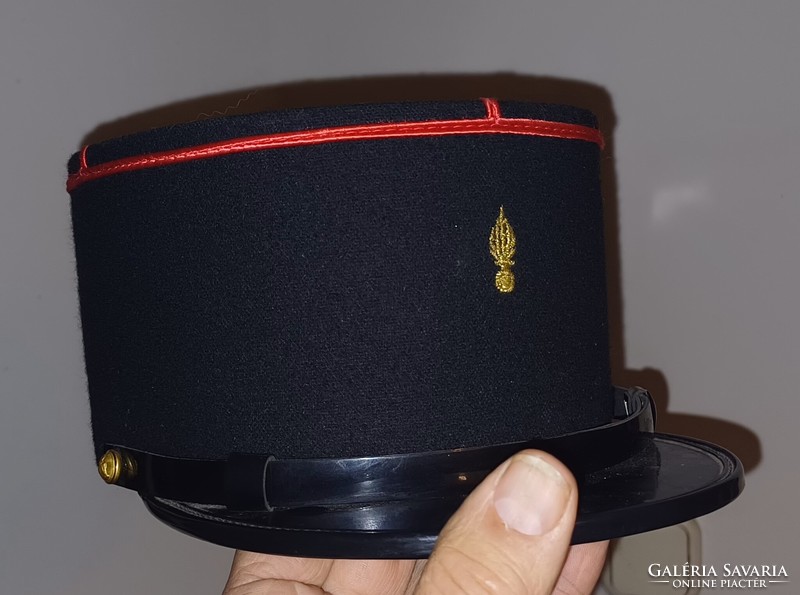 Francia lègiós vagy Csendőr katona kalap sapka