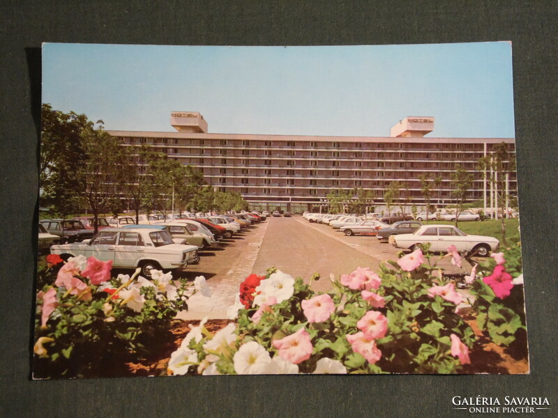 Képeslap, Balatonfüred, Annabella szálló hotel látkép, parkoló részlet autókkal