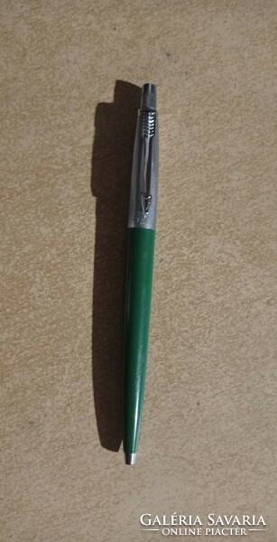 Retro parker clip-on pax ballpoint pen..