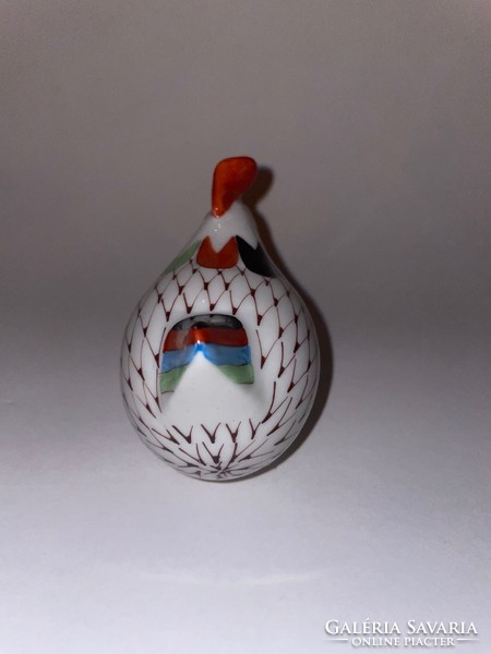 Raven house porcelain rooster with garden decor