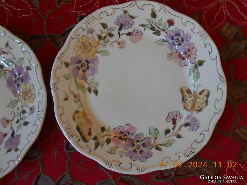 Zsolnay pillangós desszertes tányér
