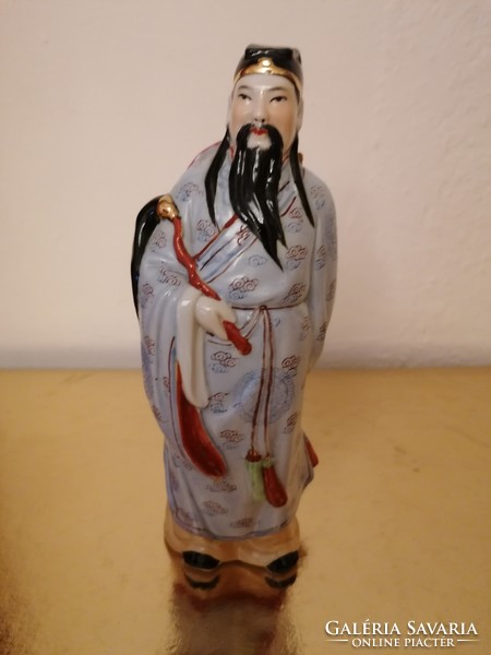Kézzel festett, kínai szobor