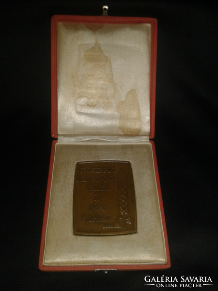 National agricultural and food industry exhibition Budapest 1964 iii. Award