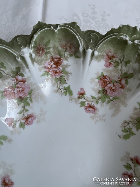 Viennese porcelain bowl, offering, beautiful, unfortunately damaged.