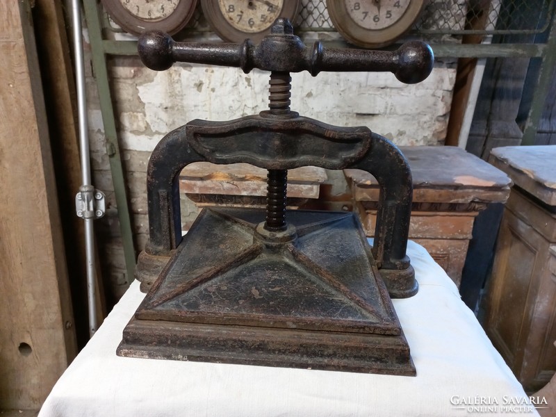 Antique book press