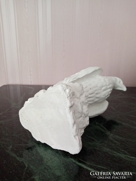 Hibátlan fehér gipsz madár - szobor - 24 cm magas