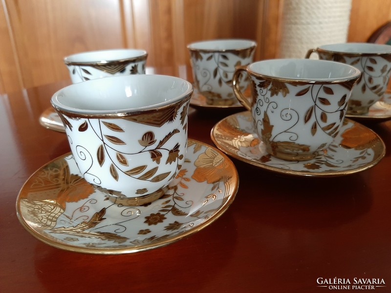 Beautiful richly gilded porcelain 6 coffee cups + 5 coasters