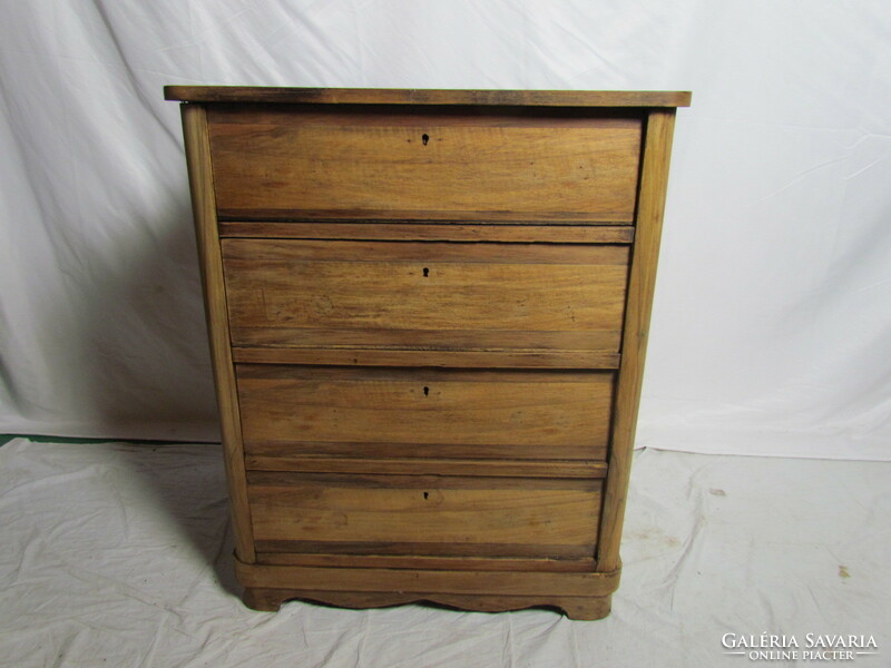 Antique neo-baroque dresser with 4 drawers (polished)