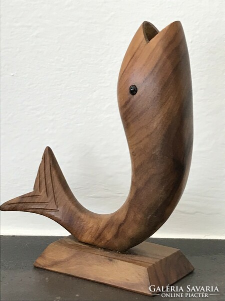 Hand-carved wooden fish carved from plum wood, 12 cm high