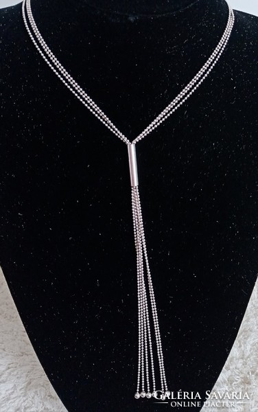 Beautiful silver y chain/necklace
