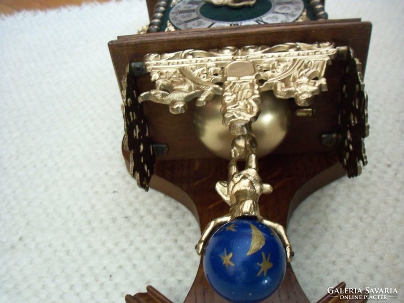 Antique Flemish Wuba Zansee Pendulum Wall Clock