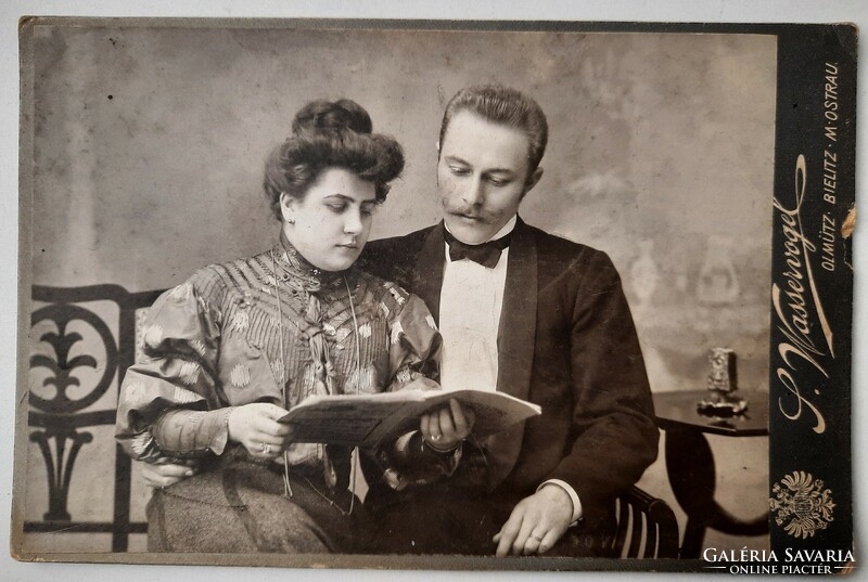 Antique hardback cabinet photo, elegant married couple, 16.5x10.5 cm, wasservogel, k.U.K.