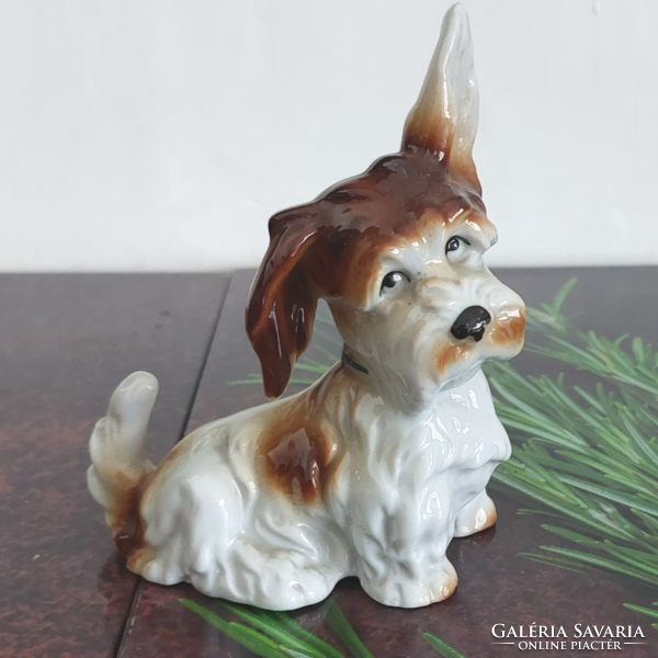 Antique unmarked (wagner & apel) porcelain dog with ears and watch, 14 cm high