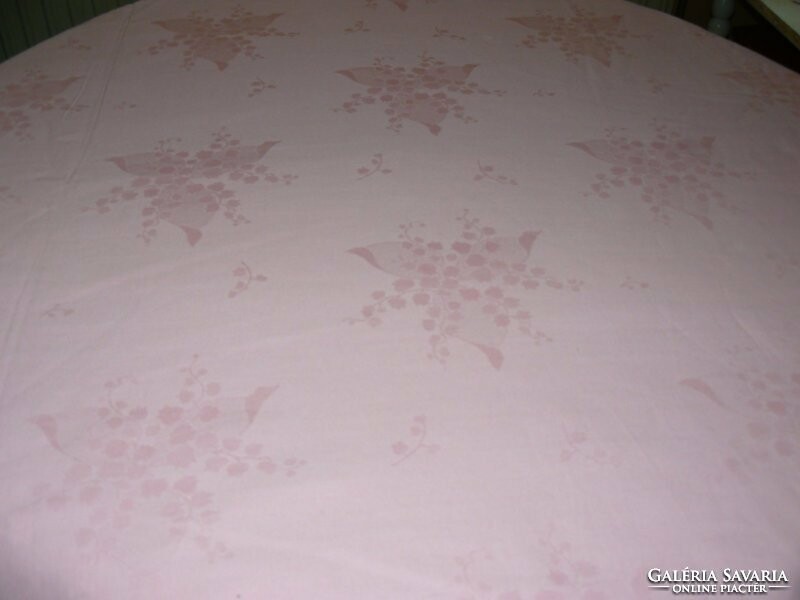 Beautiful damask tablecloth with a lace edge