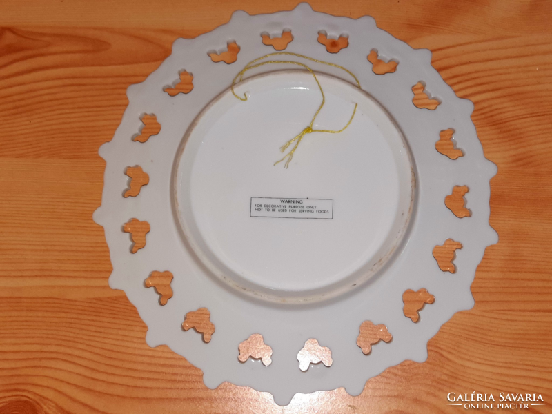 Vintage, decorative porcelain wall plate
