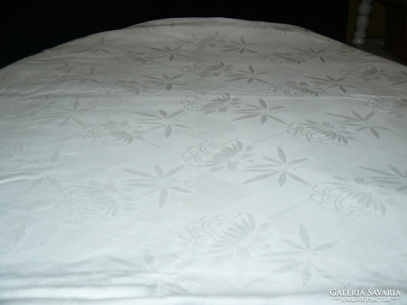 Beautiful vintage floral white damask tablecloth