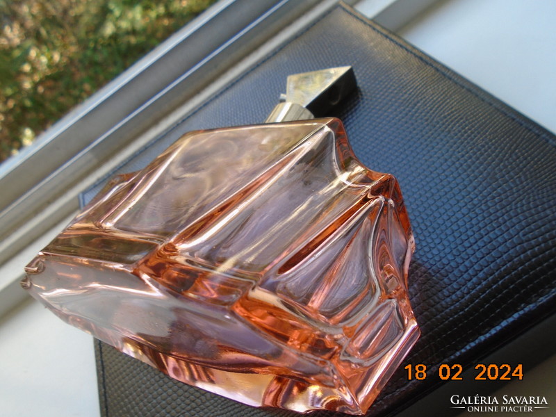 Art-deco antique salmon pink steamed glass