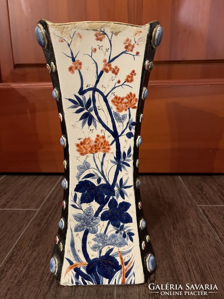 Rare fischer vase, klein armin style? (Zsolnay)