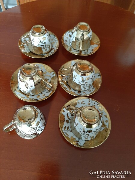 Beautiful richly gilded porcelain 6 coffee cups + 5 coasters