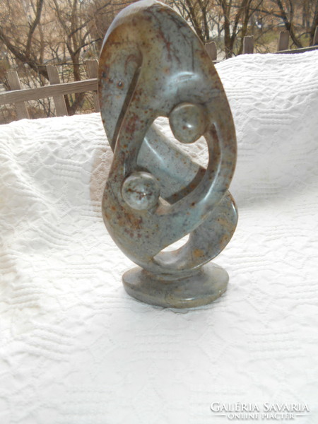 Statue in henry moore style - mother with child 16.5 cm signed